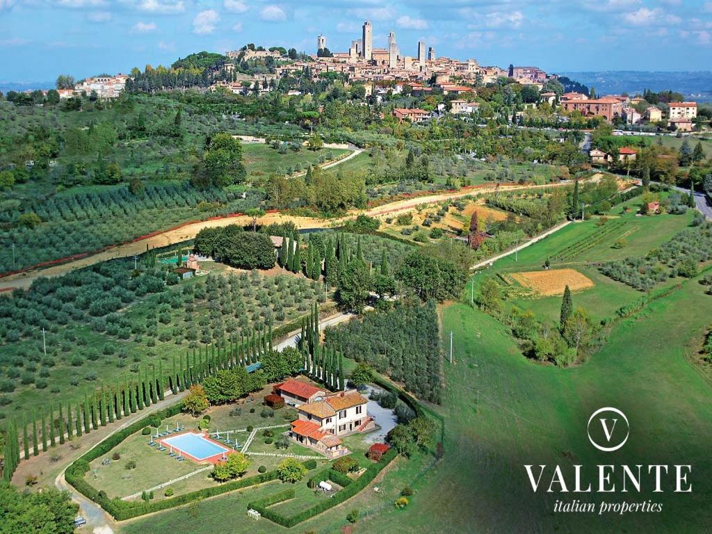 Podere Raggio Di Sole Сан Джиминяно Екстериор снимка